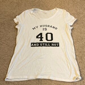 White t-shirt size 2XL